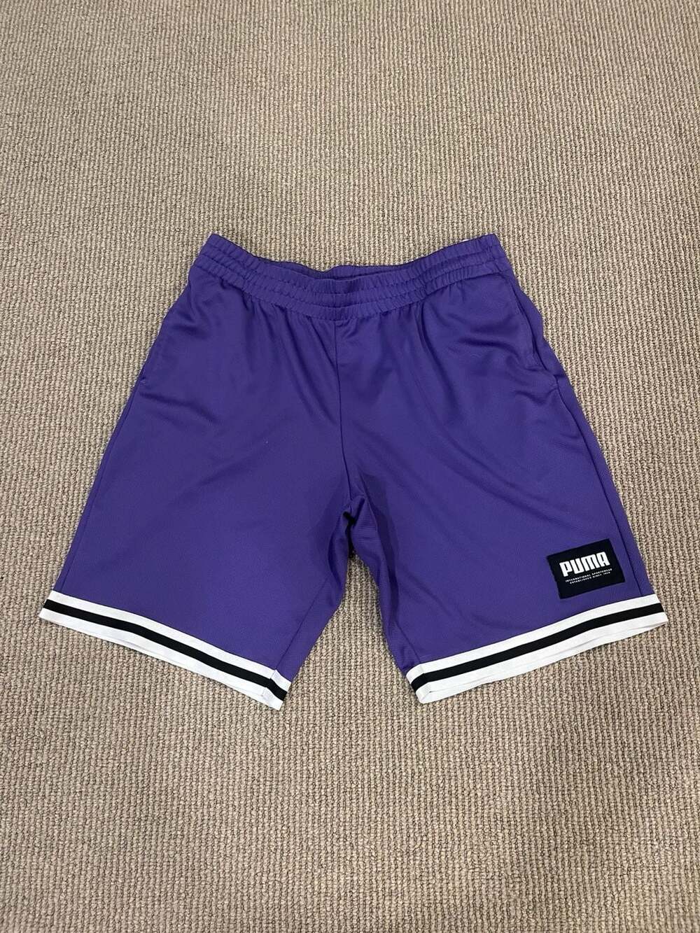 Puma Men's Purple Mesh Basketball Shorts with Logo Patch and Striped Hem Size L